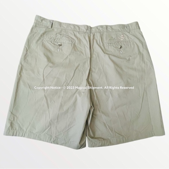 Disney Parks -‎ Mickey Mouse Embroidered Khaki Shorts for Men - Picture 2 of 4